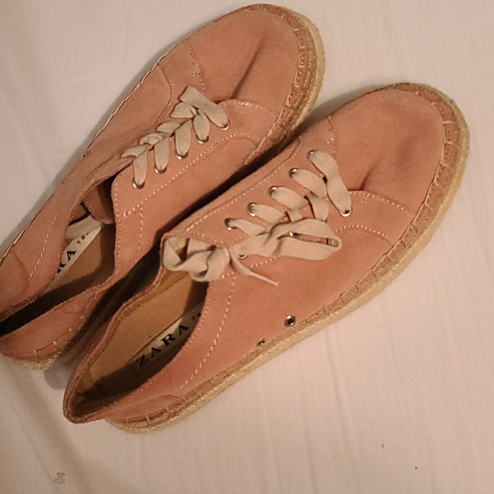 Zara size 39 pink suede lace up espadrilles